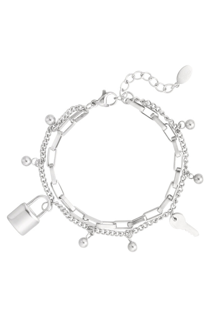 Armband met bedels en balletjes